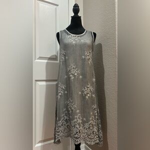 New Gretty Zueger “Embroidered Silk Dress” Size M Made Of 100% Silk